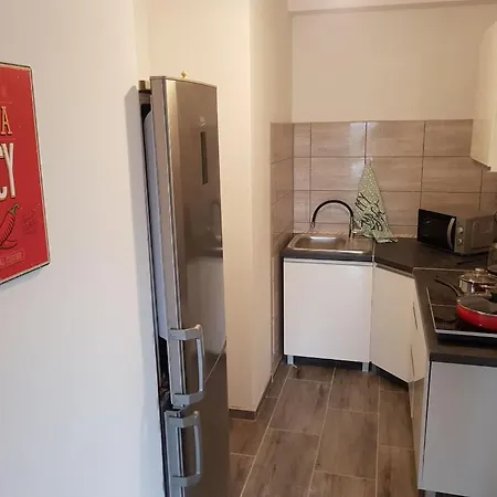 Wygodne Pokoje Brzezińska 52 + Kuchnia Kwatera prywatna