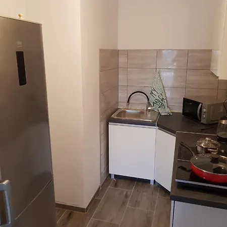 Wygodne Pokoje Brzezińska 52 + Kuchnia Kwatera prywatna Łódź